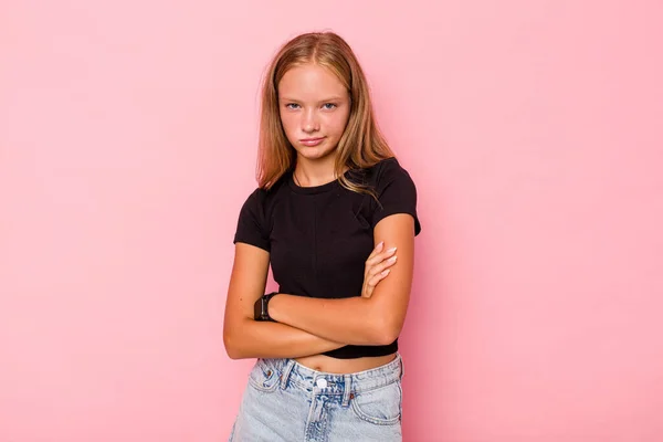 Kaukasische Teenie Mädchen Isoliert Auf Rosa Hintergrund Runzelt Die Stirn — Stockfoto
