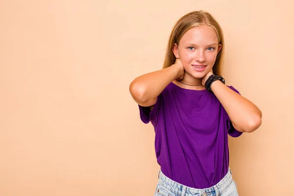 Caucasian Teen Girl Isolated Beige Background Touching Back Head Thinking — Stock Photo, Image