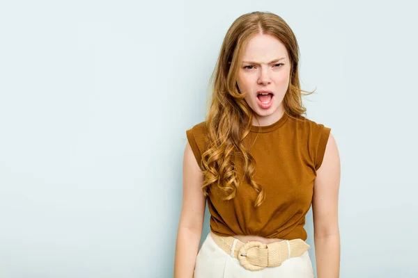 Young Caucasian Woman Isolated Blue Background Shouting Very Angry Rage — Stock Photo, Image