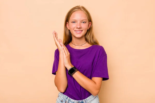 Caucasian Teen Girl Isolated Beige Background Feeling Energetic Comfortable Rubbing — Stock Photo, Image