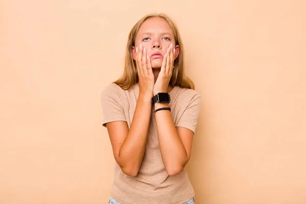 Caucásico Adolescente Chica Aislado Beige Fondo Lloriqueando Llorando Desconsoladamente —  Fotos de Stock