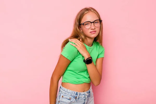 Caucasico Teen Ragazza Isolato Rosa Sfondo Avendo Spalla Dolore — Foto Stock