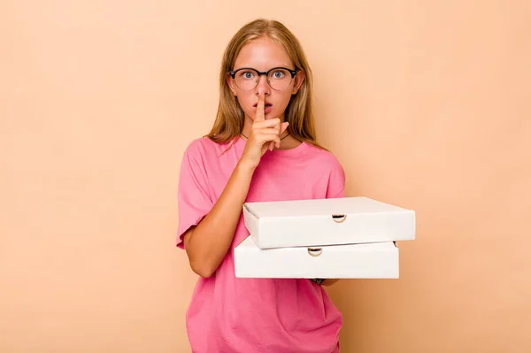 Little Caucasian Girl Holding Pizza Isolated Beige Background Keeping Secret — Stock Photo, Image