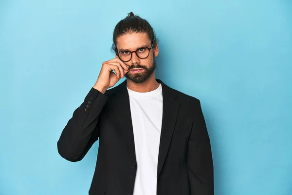 Businessman Suit Eyeglasses Beard Fingers Lips Keeping Secret — Stock Photo, Image