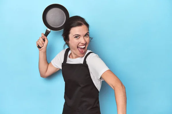 Confident Young Chef Pan Playful Attitude Blue — Stock Photo, Image