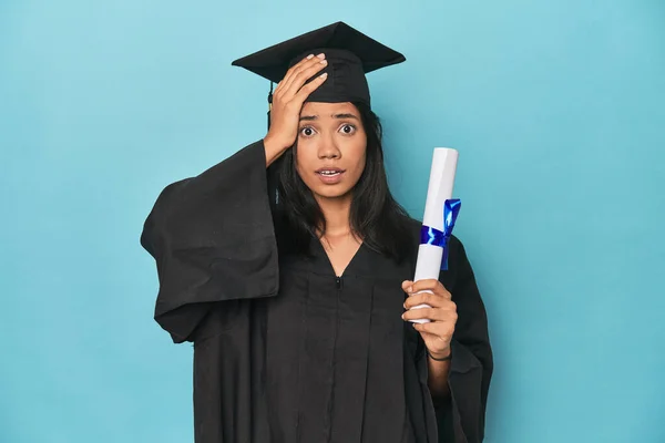 Filipina Graduate Diploma Blue Studio Being Shocked She Has Remembered — Stock Photo, Image
