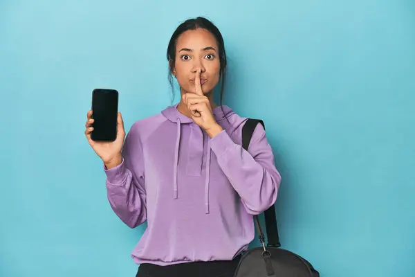 Filipina Ready Gym Phone Blue Keeping Secret Asking Silence — Stock Photo, Image