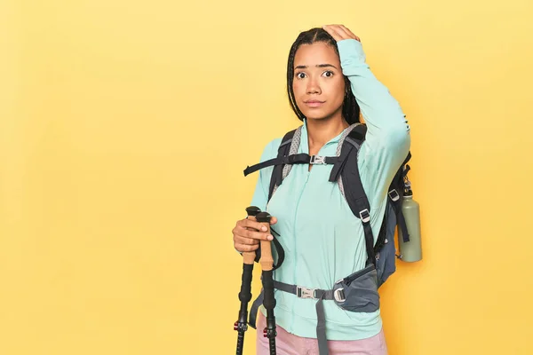Indonesian Woman Hiking Gear Yellow Being Shocked She Has Remembered — Stock Photo, Image