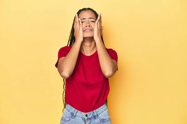 Young Indonesian Woman Yellow Studio Backdrop Crying Unhappy Something Agony — Stock Photo, Image