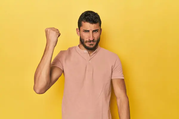 Young Hispanic Man Yellow Background Showing Fist Camera Aggressive Facial — Stock Photo, Image