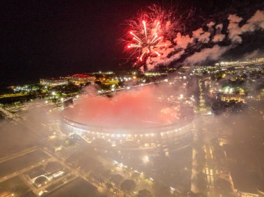 Buenos Aires, Arjantin, 29 Ekim 2024 River - Atltico Mineiro maçı. River Stadyumunda havai fişekler.