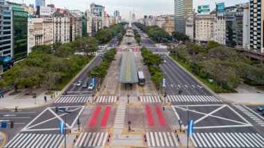 Buenos Aires, Arjantin, 20 Haziran 2019: Avenida 9 de Julio 'nun hava fotoğrafı, Buenos Aires.