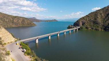 Cabra Barajı 'nın havadan görünüşü, Salta, Arjantin.