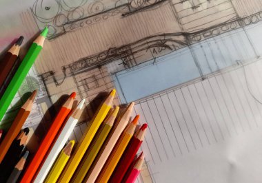 Renkli kalemler ve mimari proje