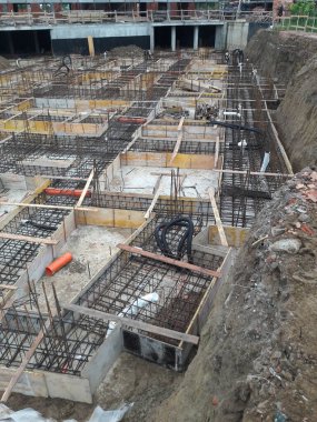 İnşaat alanındaki beton döküm için hazır.