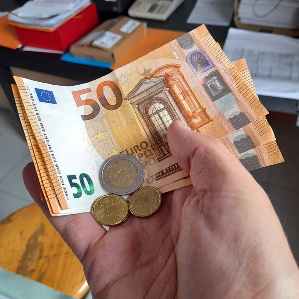 Billetes Euros Manos Hombre Riqueza —  Fotos de Stock