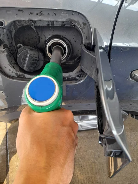 Encha Seu Carro Com Combustível Estação Serviço — Fotografia de Stock