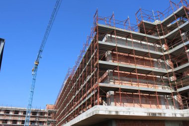 İnşaat alanında çalışma sürüyor.