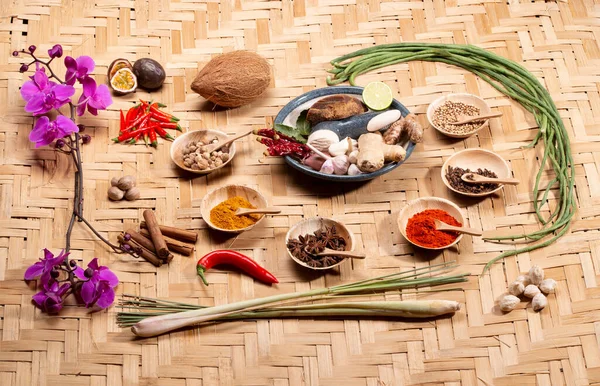 Колекція Індонезійських Індонезійських Інгредієнтів Азійської Кухні Фотографія Високої Якості — стокове фото