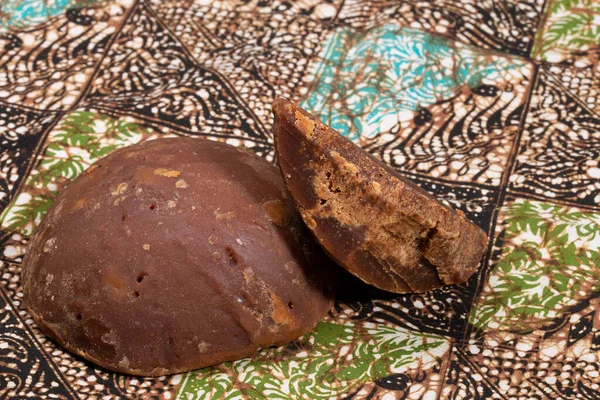Azúcar Java Azúcar Palma Sobre Mantel Batik Foto Alta Calidad — Foto de Stock