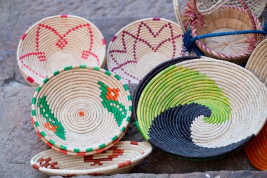 Tipik Sardunya ev yapımı hasır sepeti.