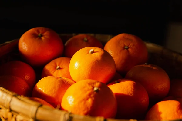 Fruta Laranja Saborosa Deliciosa Fresca Saudável Cesta — Fotografia de Stock