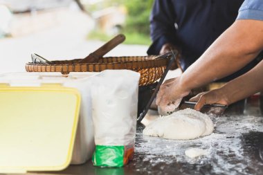 El yapımı ekmek hamuru..
