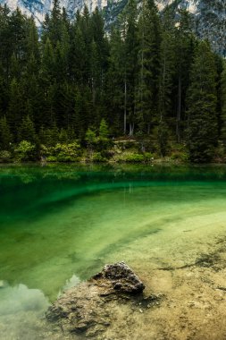 Lago di Braies (Pragser Wildsee), Dolomitler, Güney Tyrol, İtalya