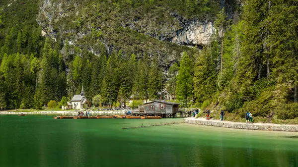 Lago di Braies (Pragser Wildsee), Dolomitler, Güney Tyrol, İtalya