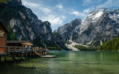 Lago di Braies (Pragser Wildsee), Dolomitler, Güney Tyrol, İtalya