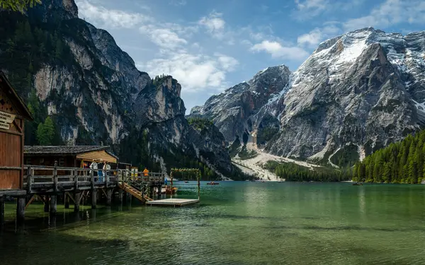 Lago di Braies (Pragser Wildsee), Dolomitler, Güney Tyrol, İtalya