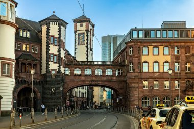 Bethmannstrasse ve Langer Franz Frankfurt Am Main 'de (Almanya)