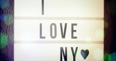 Açık tabela ve slogan. New York 'u seviyorum.