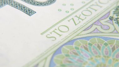 Polonya zloti banknotlarının parası.