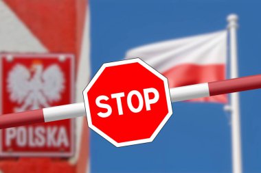 Polonya sınırında dur işareti.