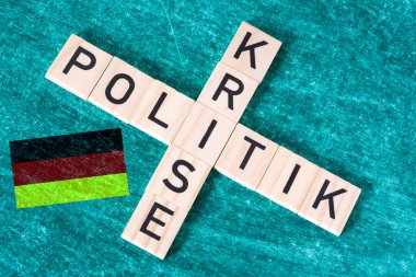 Almanya bayrağı ve Almanca 'da politika ve kriz