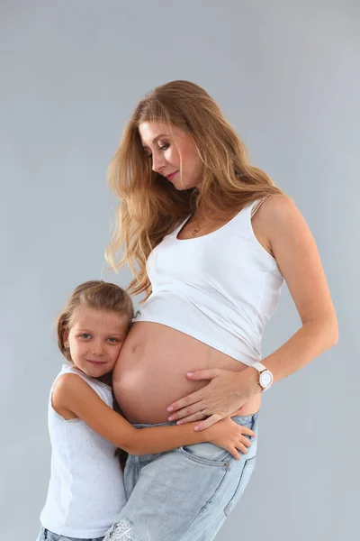 Mujeres Embarazadas Chica Feliz —  Fotos de Stock