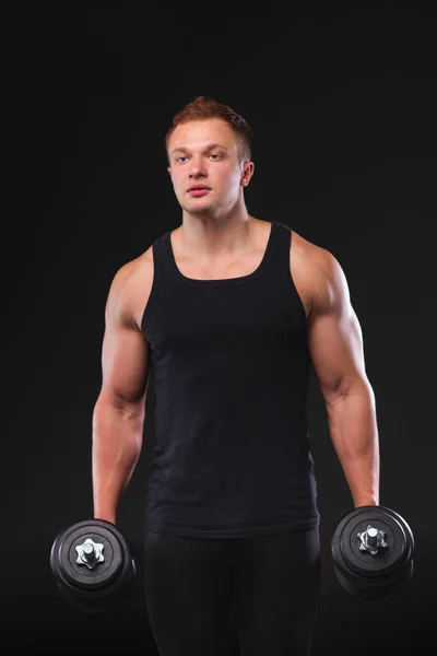 Vacker Muskulös Man Träna Med Hantlar — Stockfoto