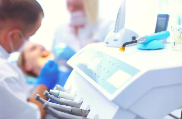 Różne Przyrządy Narzędzia Dentystyczne Gabinecie Dentystycznym — Zdjęcie stockowe