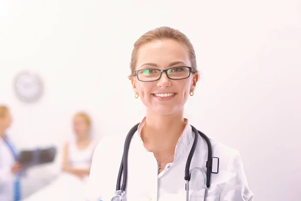 Portrait Woman Doctor Standing Hospital — Stock Photo, Image