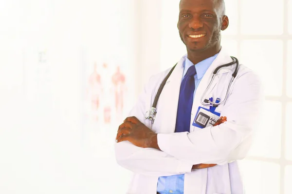 Portrait Young African Medical Doctor Holding Patients Ray — Stock Photo, Image