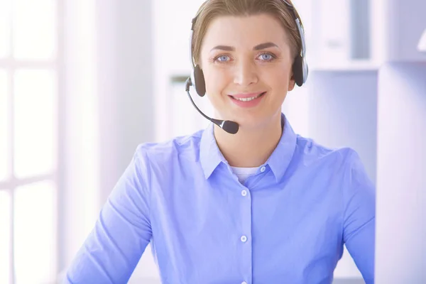Serious Pretty Young Woman Working Support Phone Operator Headset Office — Stock Photo, Image