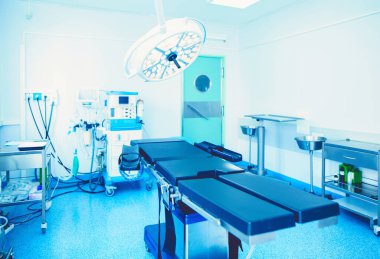 Modern klinikteki ameliyathane..