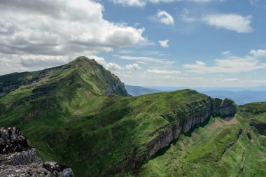 Green mountain landscape, Castro Valnera peak in the Cantabrian mountains, northern Spain.