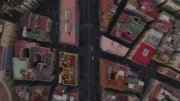 Vue Angle Élevé Des Rues Des Bâtiments Porto Véhicules Conduisant — Video