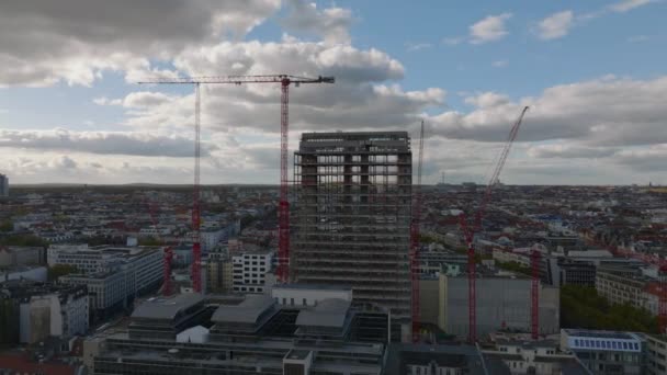 Vista Elevada Del Sitio Construcción Del Edificio Gran Altura Barrio — Vídeo de stock