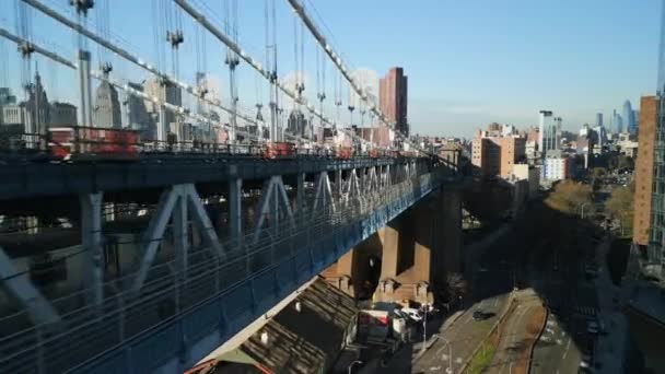 Forwards Fly Double Decked Manhattan Bridge Tracking Subway Train High — Stock Video