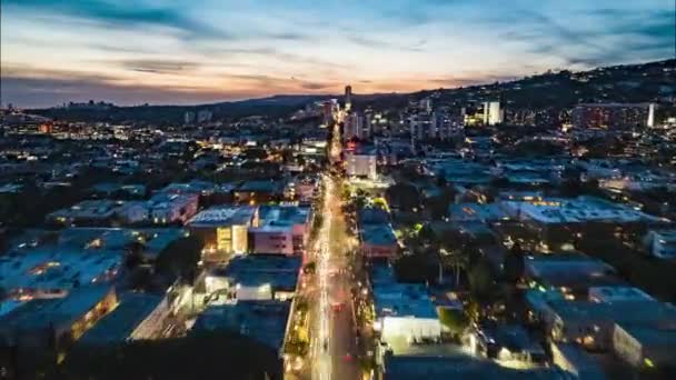 Adelante Vuelan Sobre Las Concurridas Calles West Hollywood Imágenes Hiperlapso — Vídeos de Stock