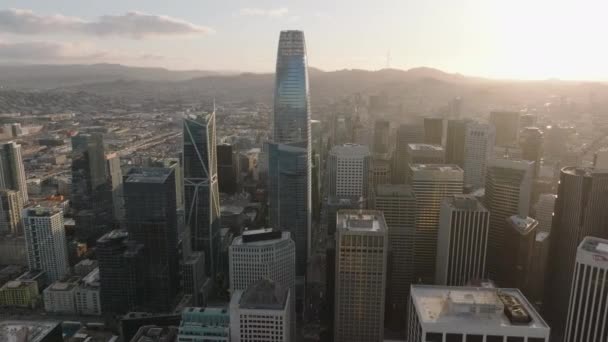 Слайд Панорамные Кадры Salesforce Башнями Millennium Бизнес Центре Вид Воздуха — стоковое видео