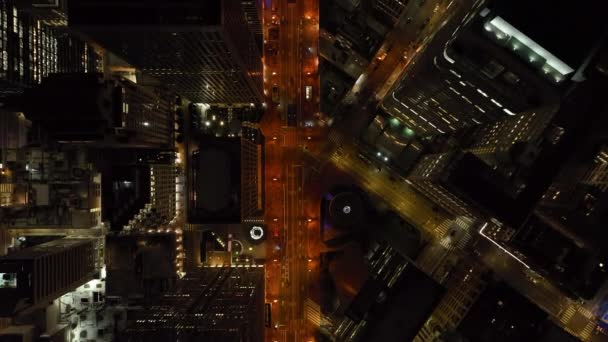 Von Oben Aufgenommene Aufnahmen Von Beleuchteten Straßen Und Geschäftshochhäusern Finanzdistrikt — Stockvideo